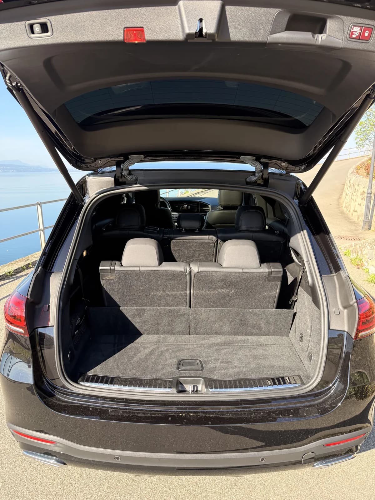 Mercedes-Benz GLE 300d - Thumbnail 14
