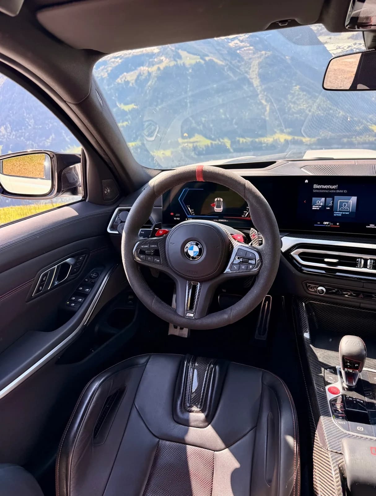 BMW M3 CS - Thumbnail 12