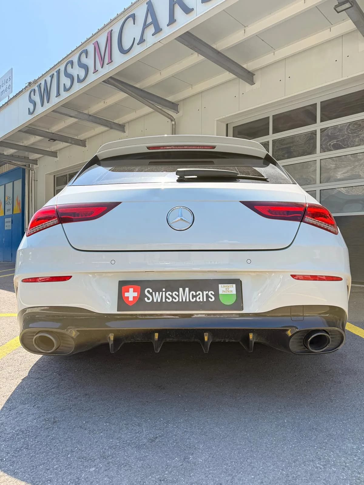 Mercedes-Benz CLA 35 AMG - Miniature 7