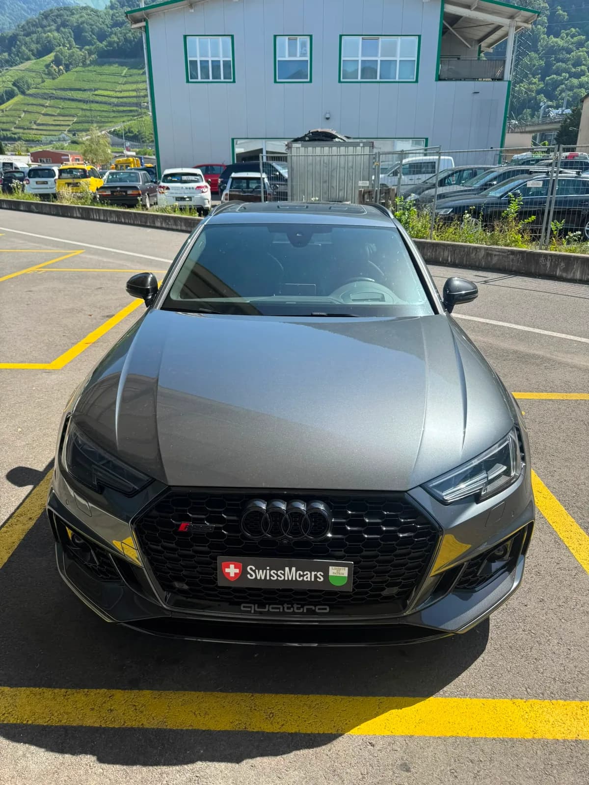 Audi RS4 B9 - Miniature 2