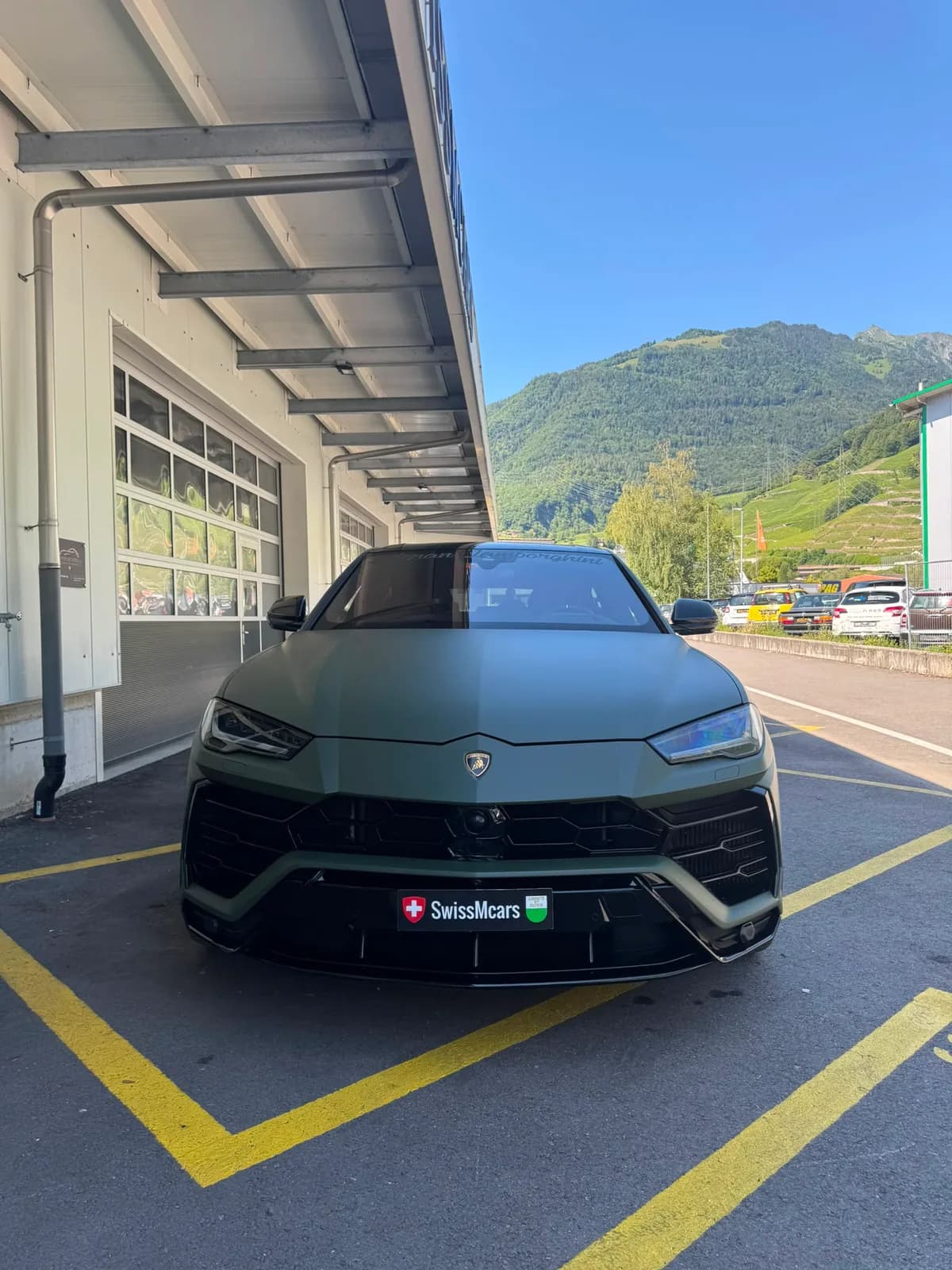Lamborghini Urus - Miniature 2