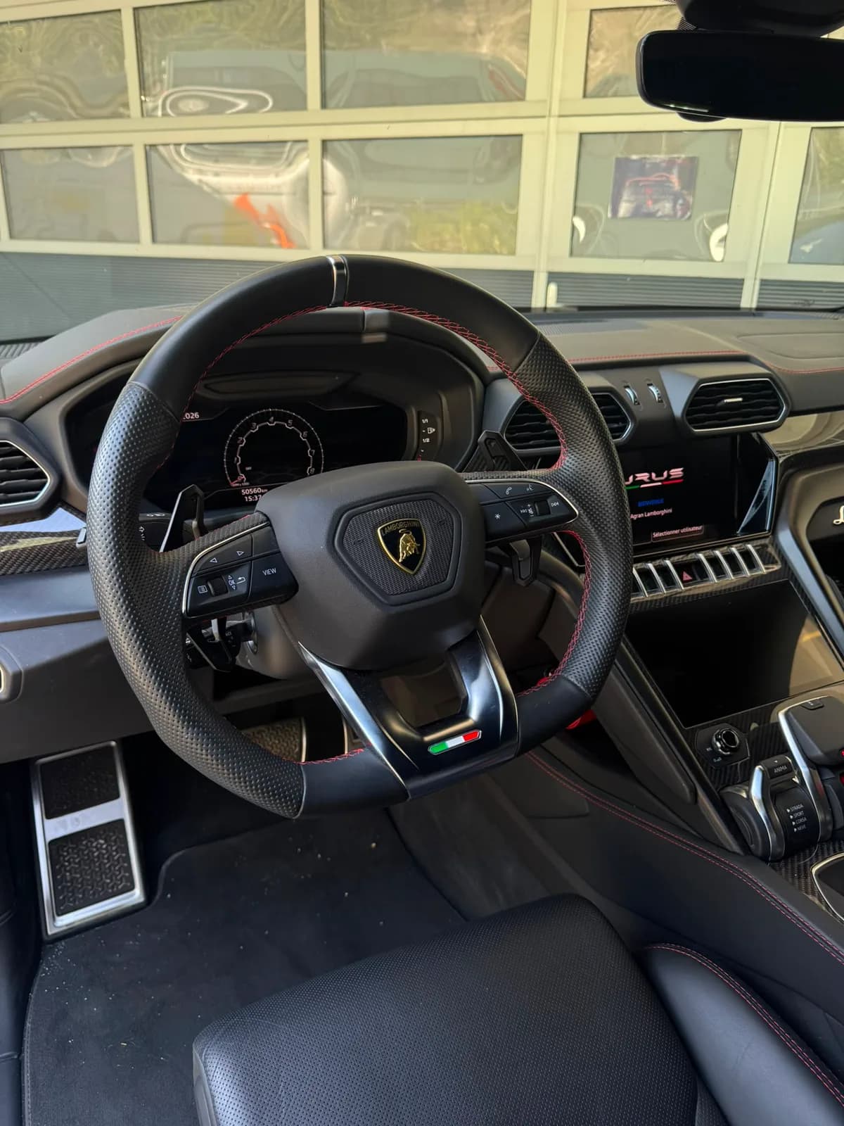 Lamborghini Urus - Miniature 12