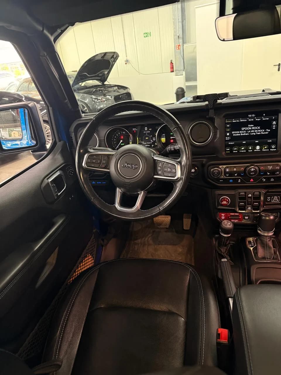 Jeep WRANGLER RUBICON - Miniature 8