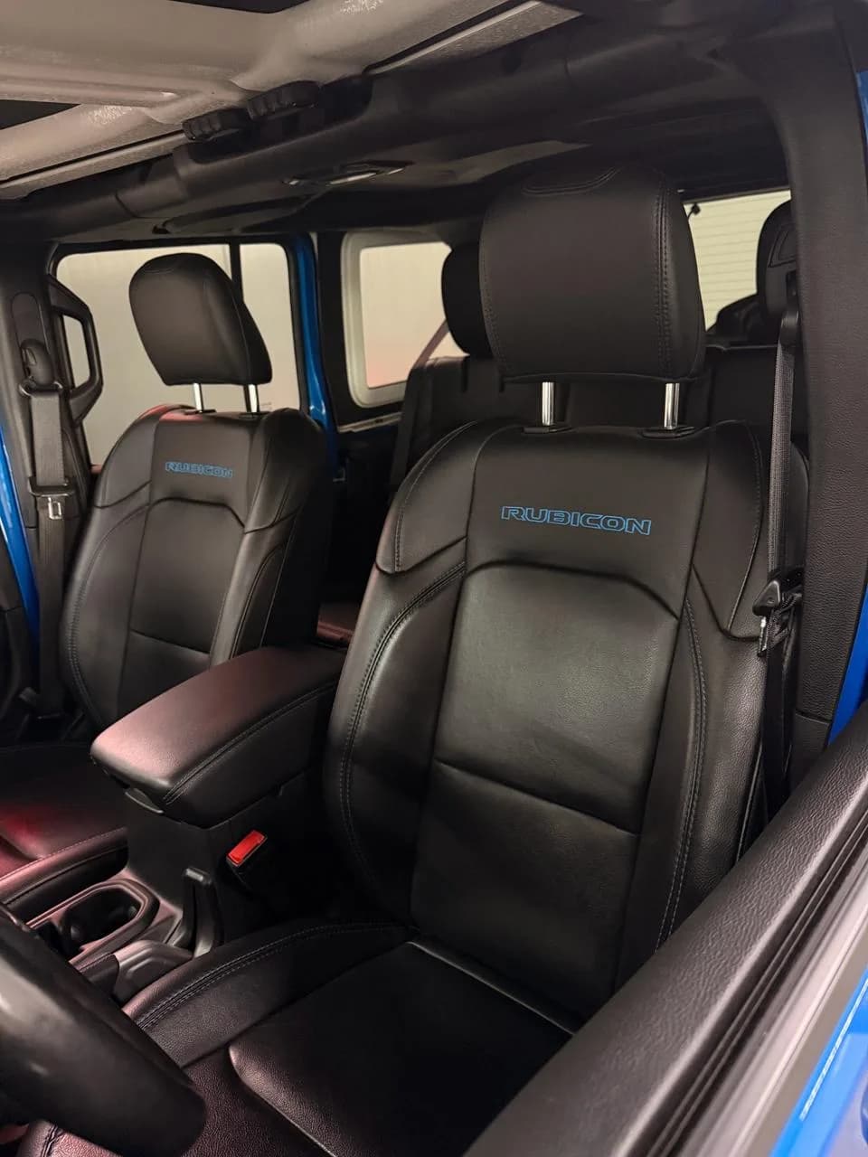 Jeep WRANGLER RUBICON - Miniature 15