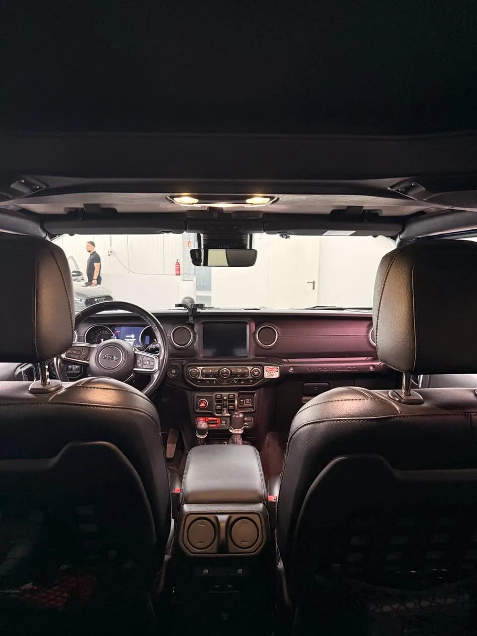 Jeep WRANGLER RUBICON - Miniature 19