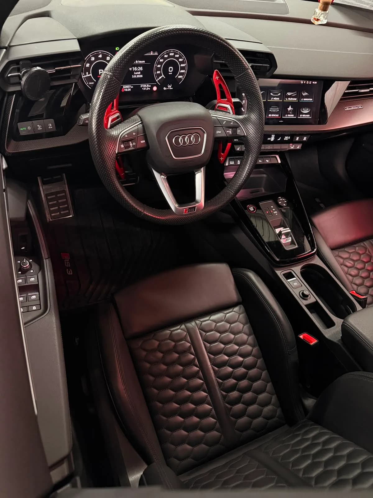 Audi RS3 Sportback - Miniature 10