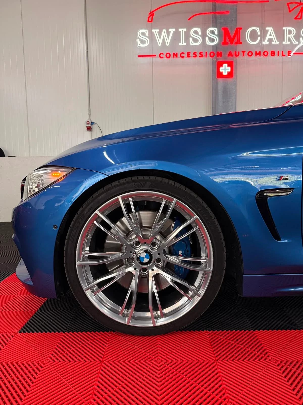 BMW 435i Cabriolet xDrive SportLine - Miniature 4