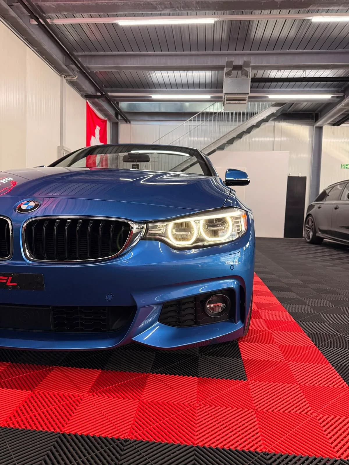 BMW 435i Cabriolet xDrive SportLine - Miniature 9
