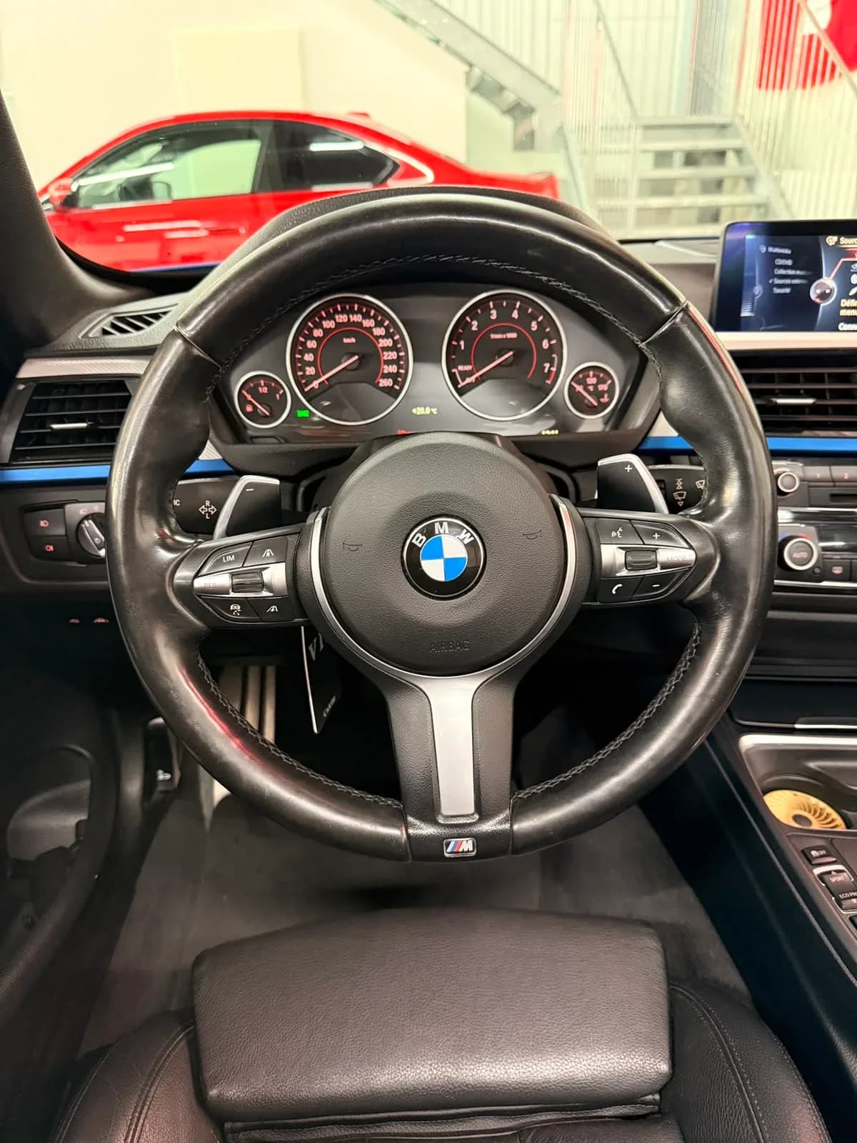 BMW 435i Cabriolet xDrive SportLine - Miniature 12