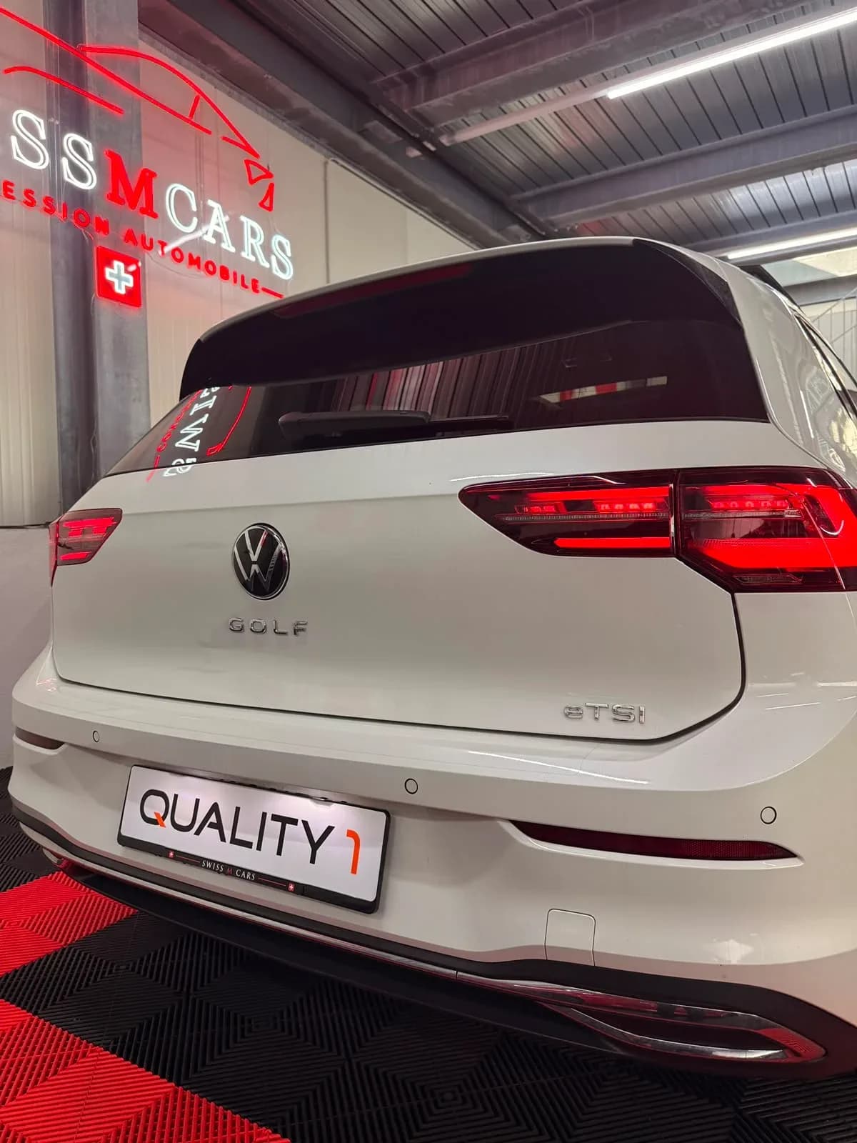 VW Golf 8 eTSI - Miniature 4
