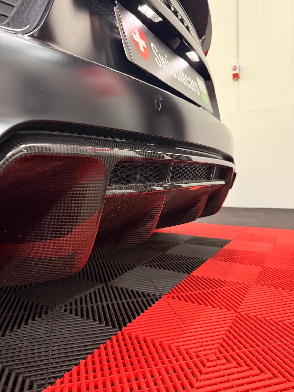 Audi R8 V10 - Miniature 12