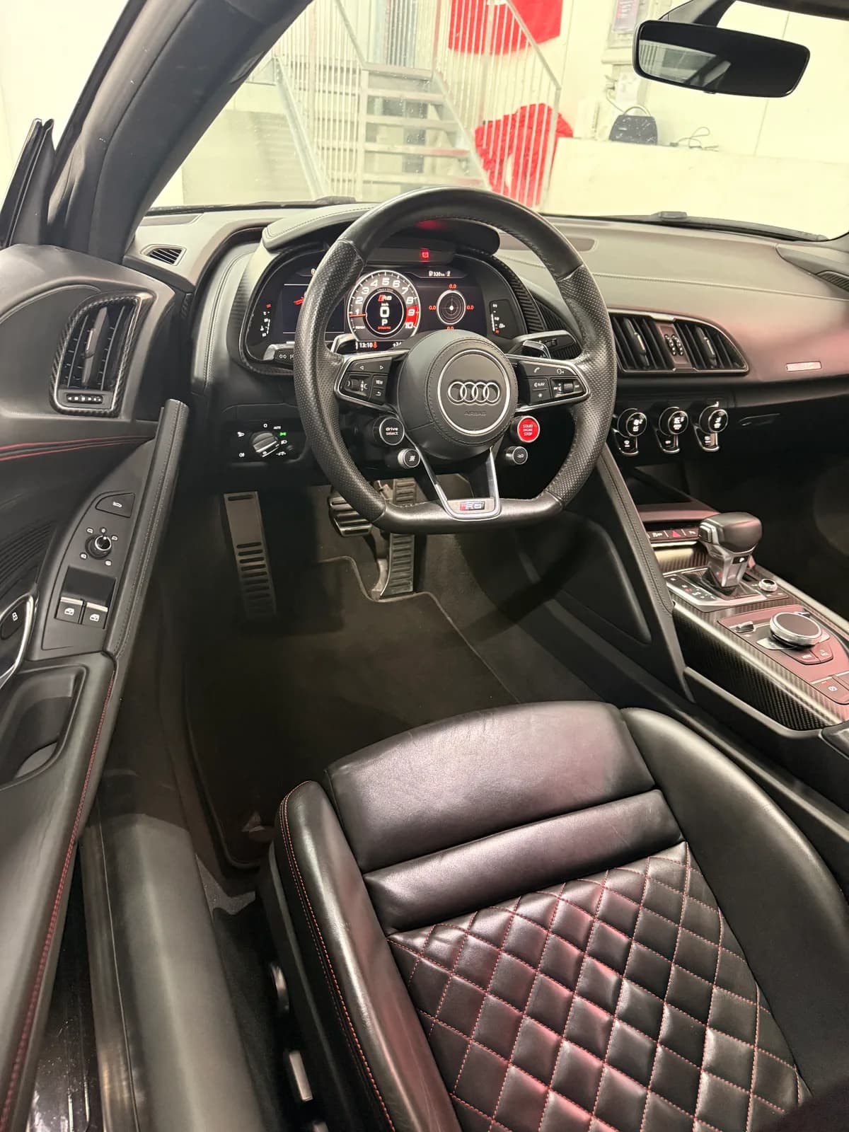 Audi R8 V10 - Miniature 16