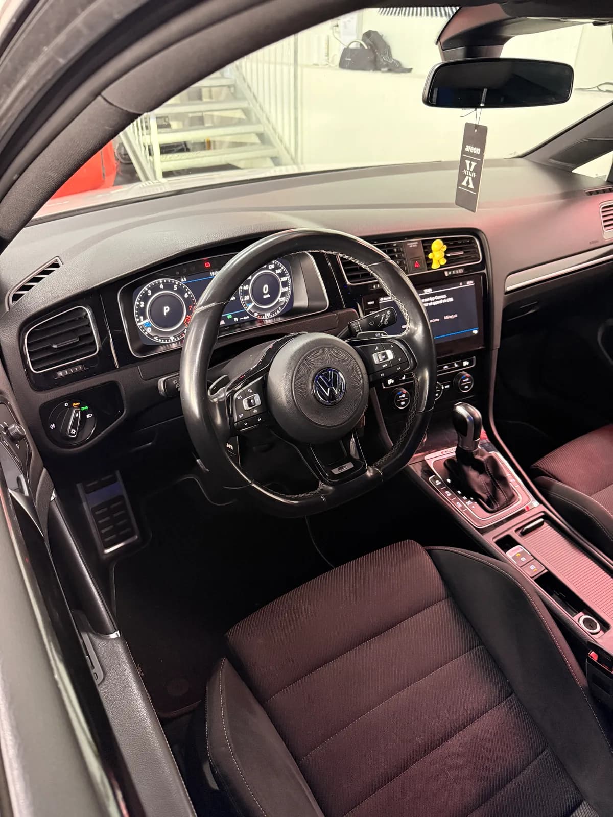WV Golf 7.5R - Miniature 15