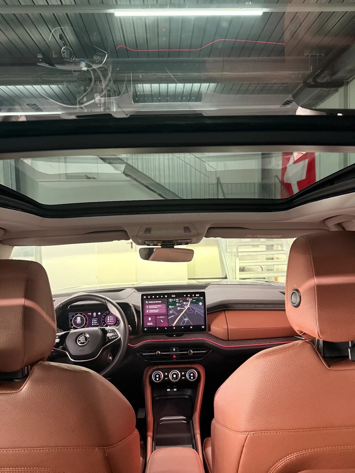 SKODA KODIAQ - Miniature 17