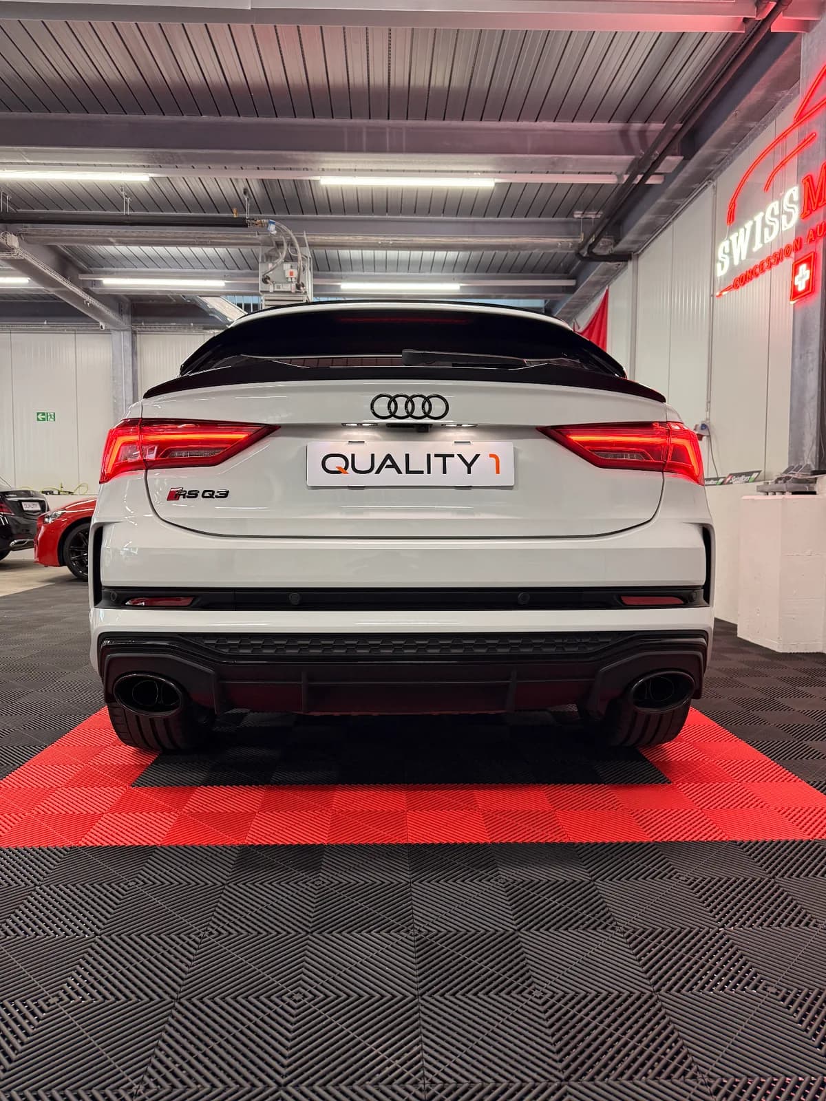 Audi RSQ3 - Miniature 7