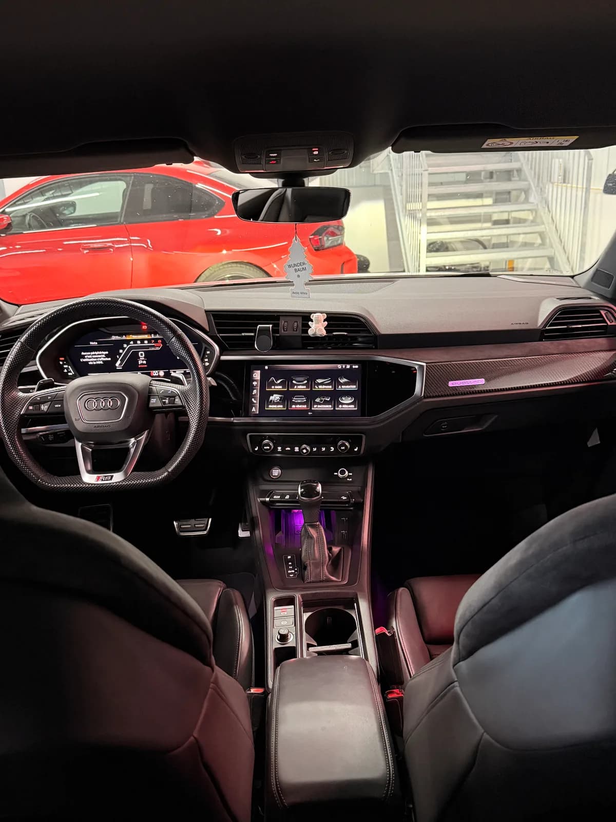 Audi RSQ3 - Miniature 12