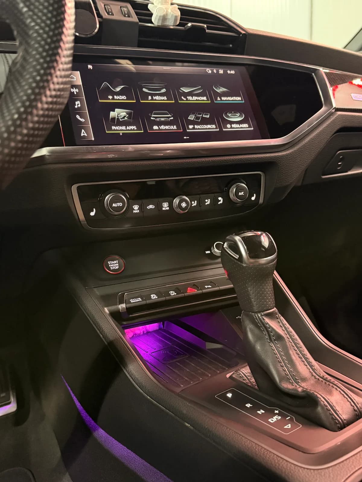 Audi RSQ3 - Miniature 14