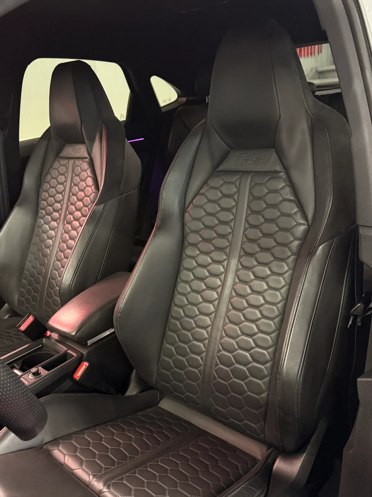 Audi RSQ3 - Miniature 19