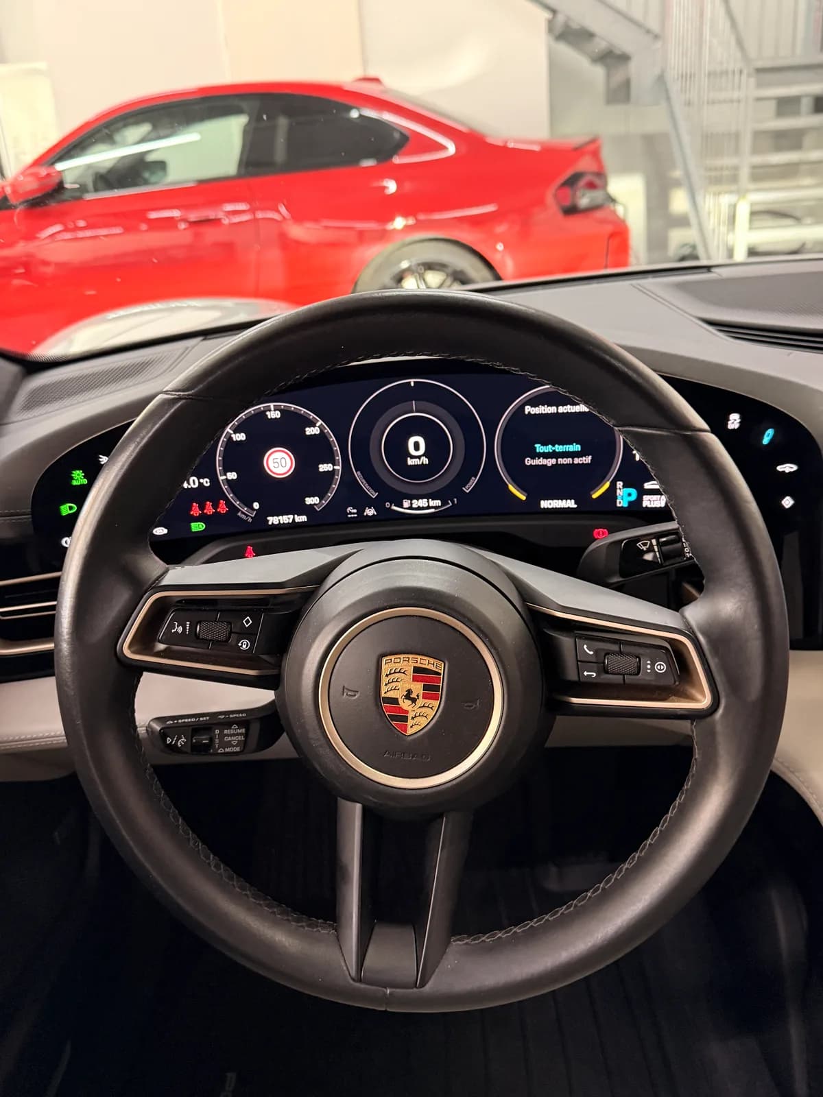 Porsche TAYCAN - Thumbnail 17