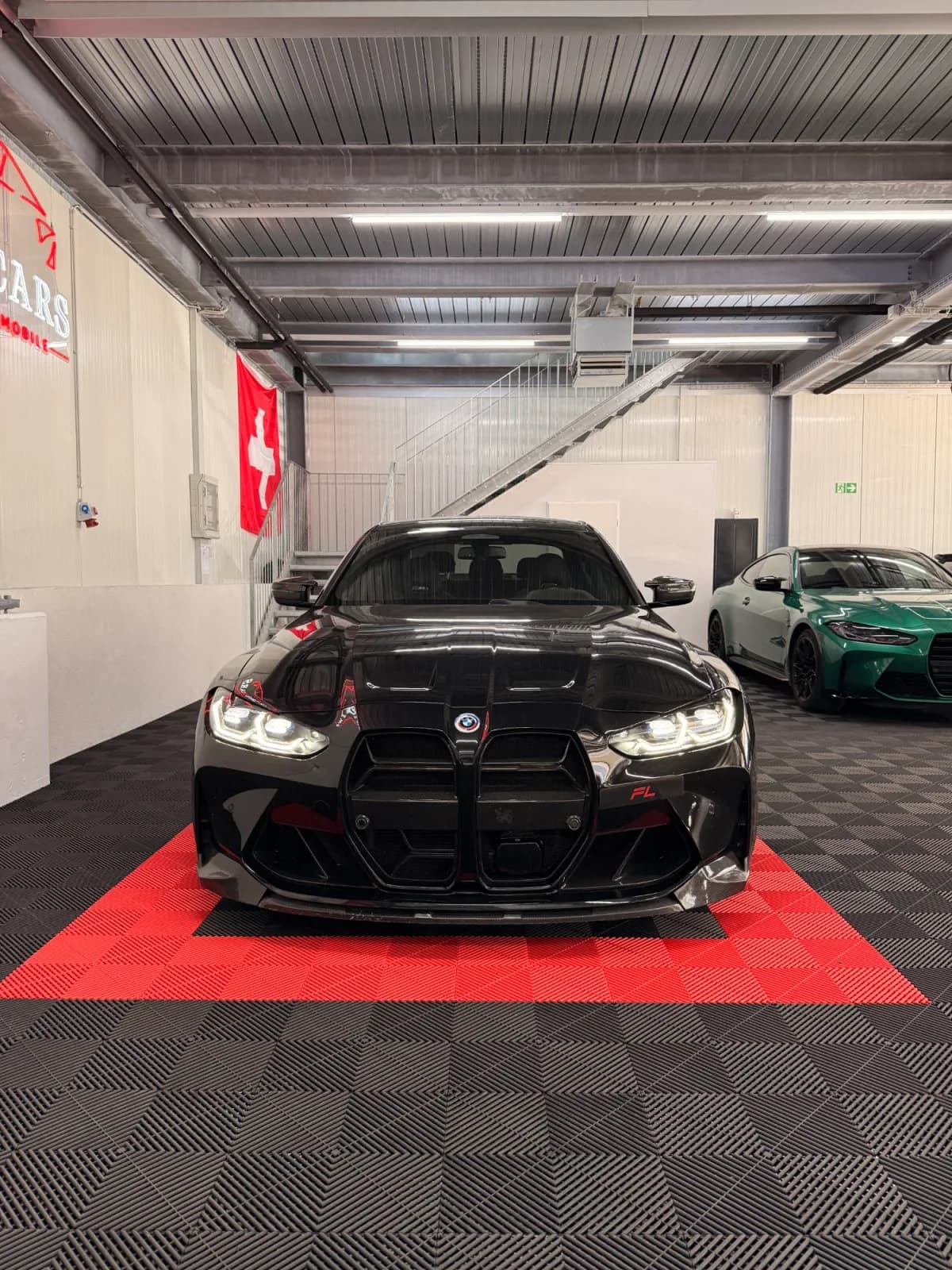 BMW M3 Competition - Thumbnail 3
