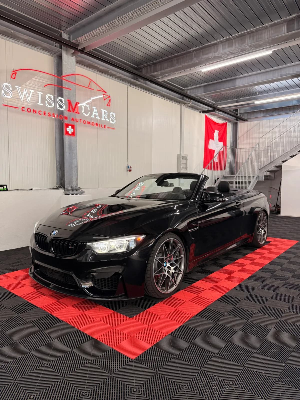 BMW M4 F83 Cabriolet - Miniature 2