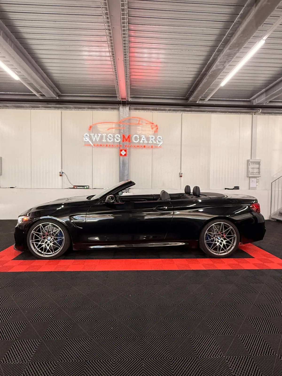 BMW M4 F83 Cabriolet - Miniature 5