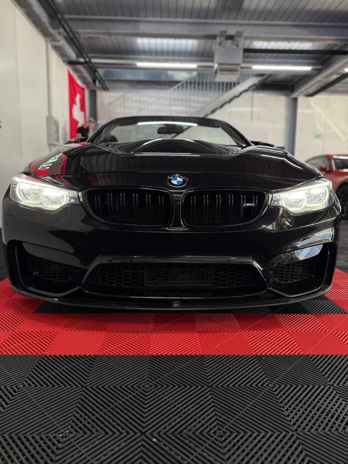 BMW M4 F83 Cabriolet - Miniature 23