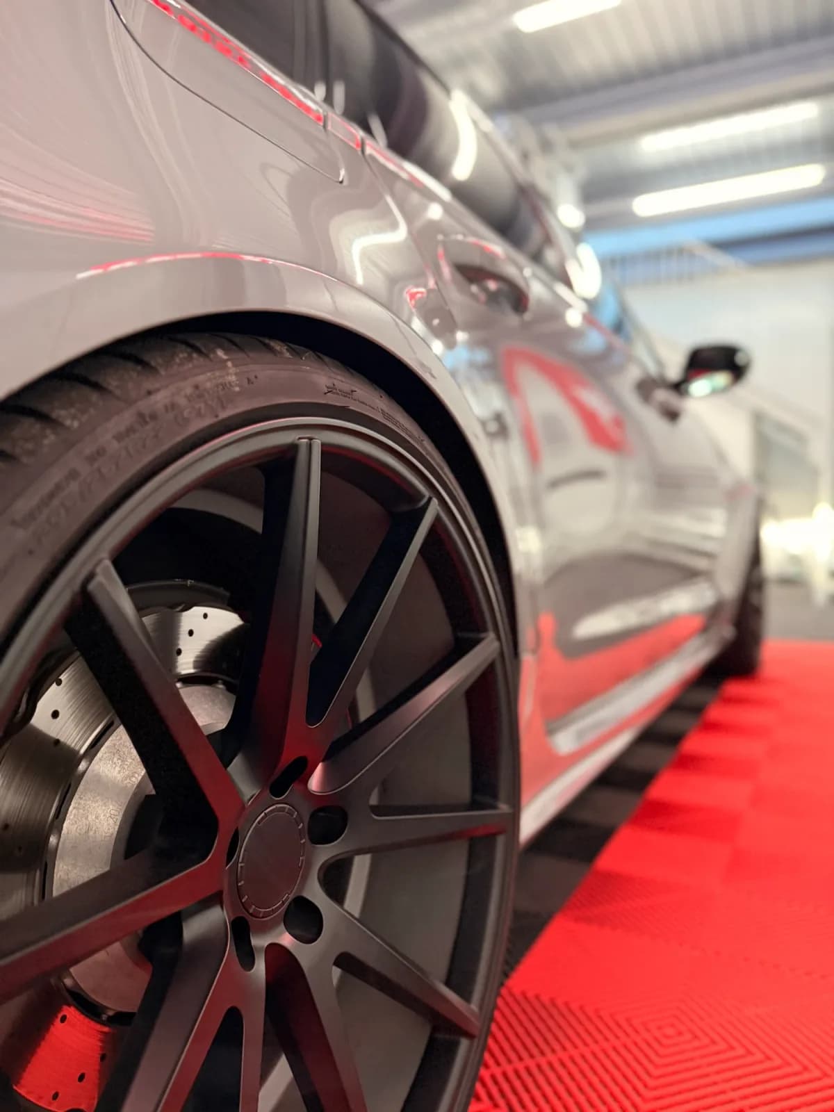 AUDI RS6 ABT - Miniature 12