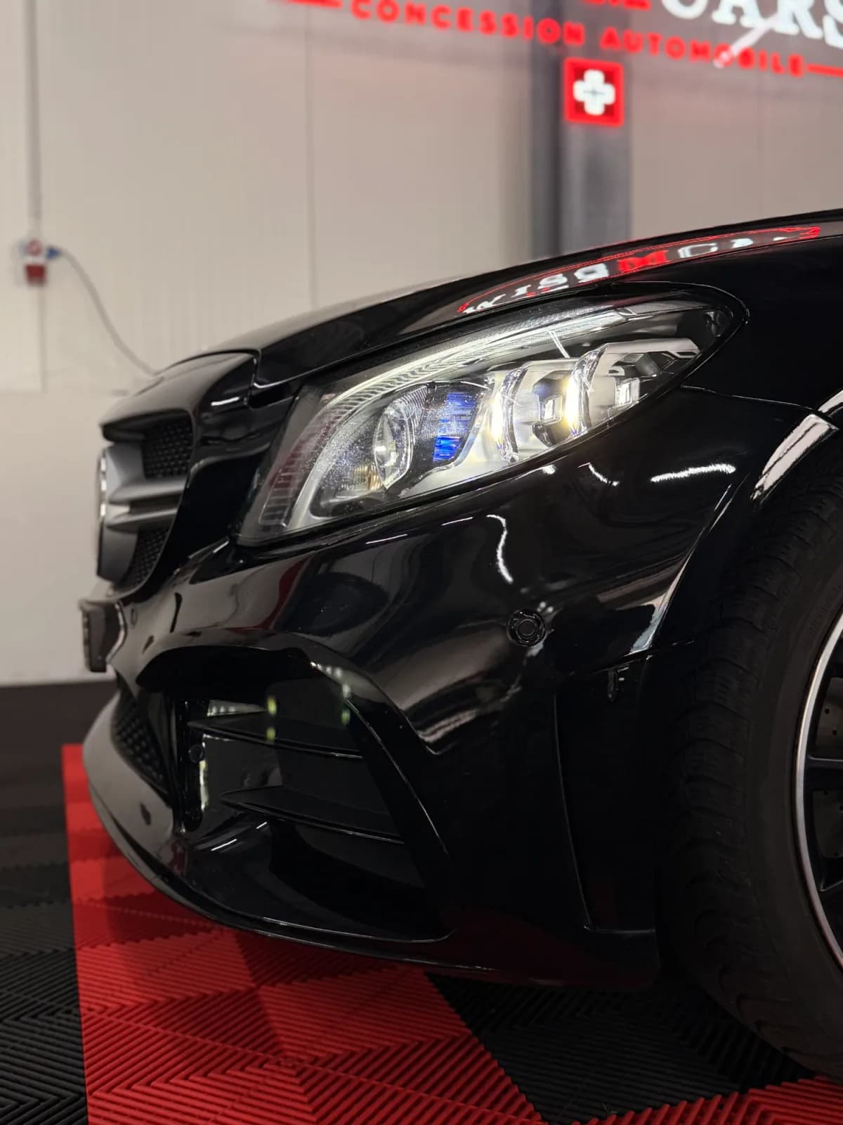 Mercedes-Benz C 43 AMG Premium + - Miniature 32