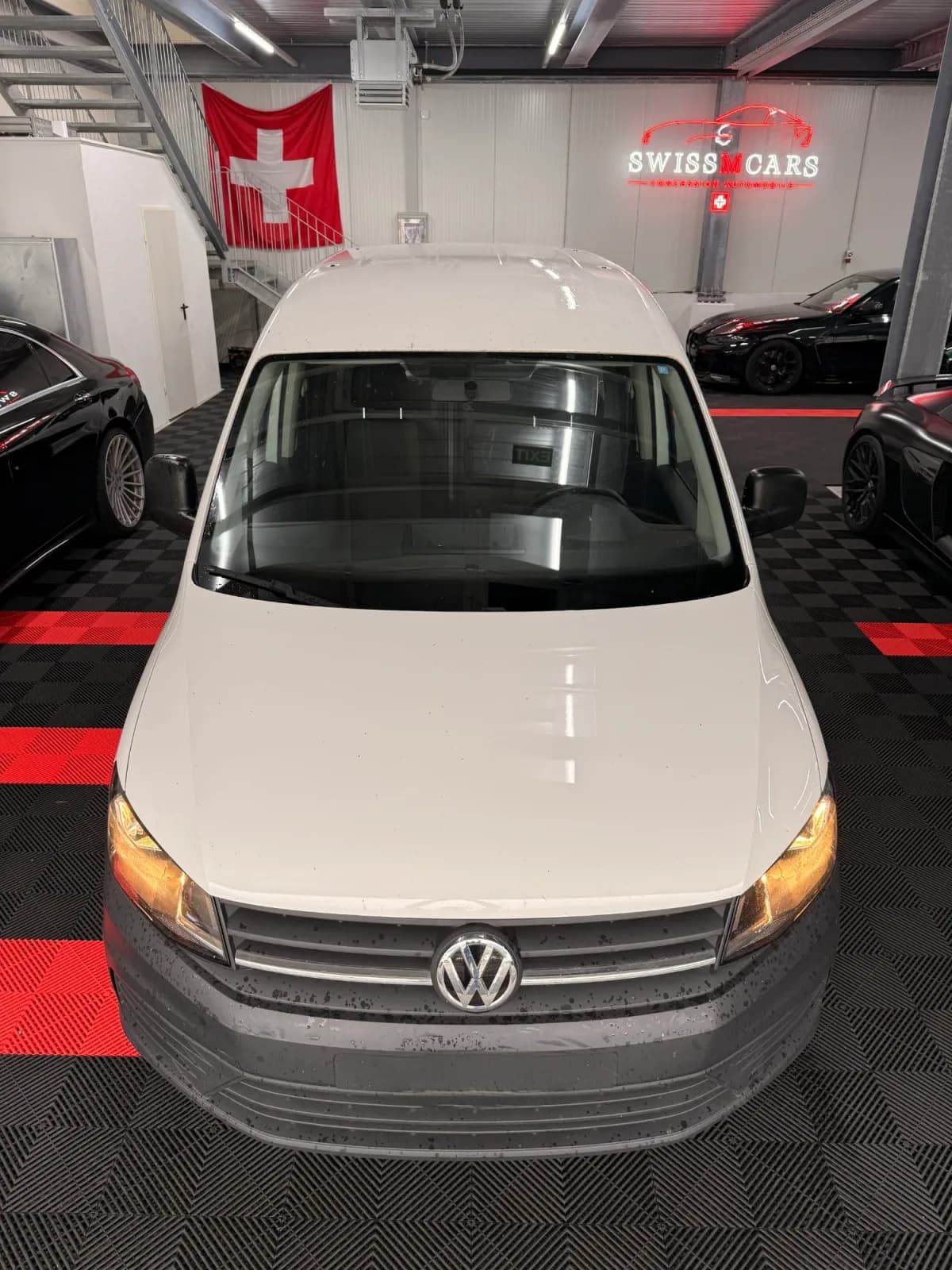 VW Caddy - Miniature 3