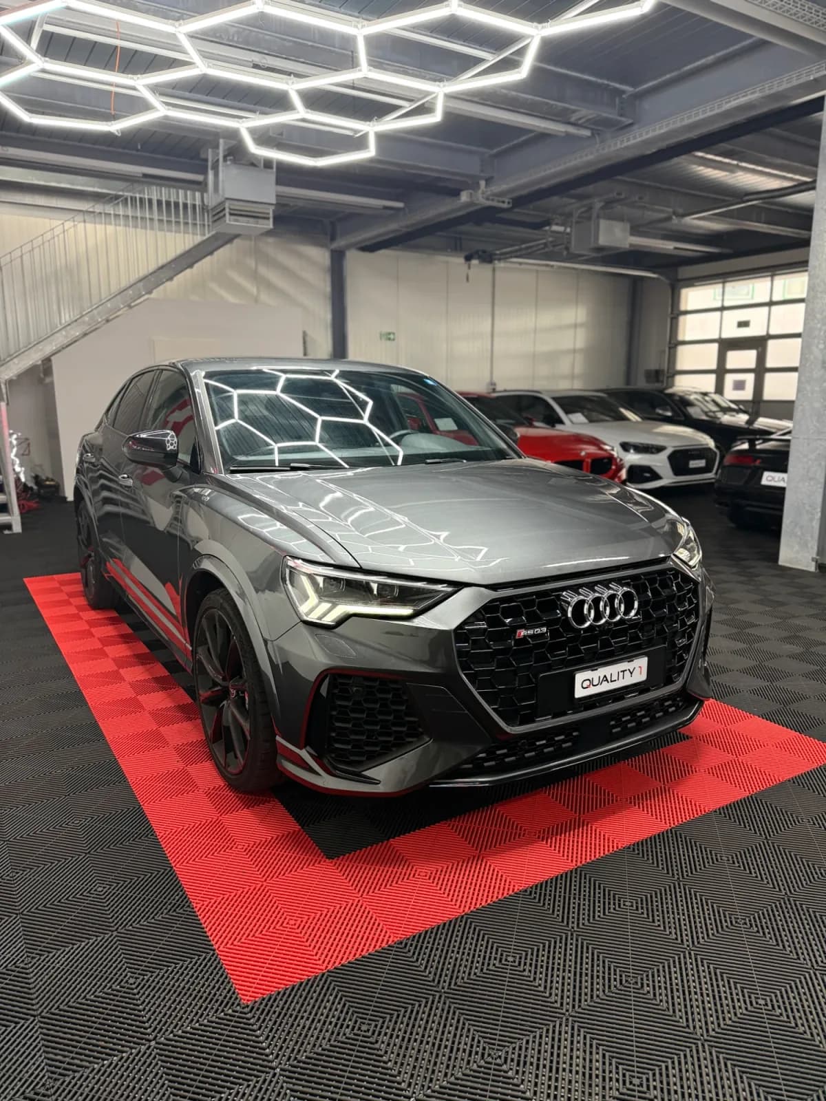 AUDI RSQ3 - Miniature 5