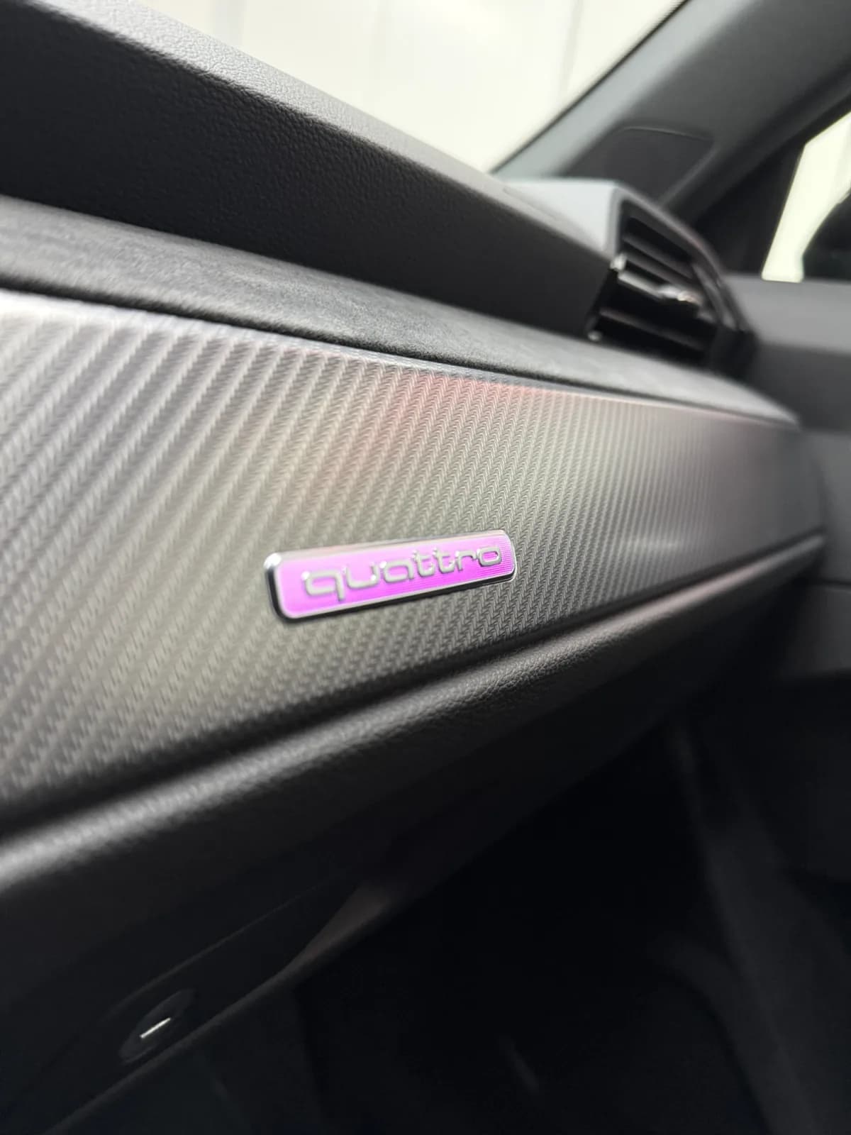 AUDI RSQ3 - Miniature 24