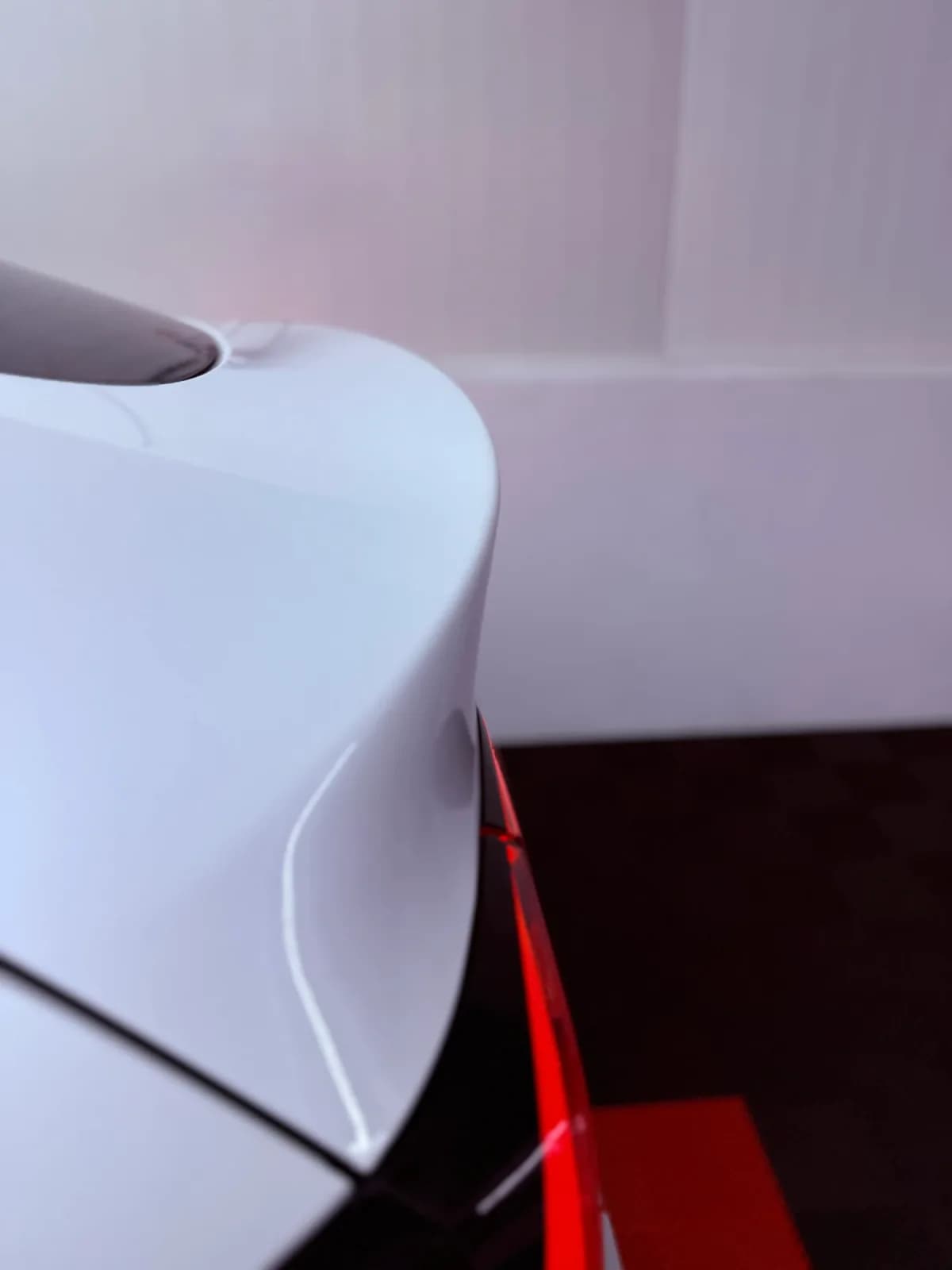 TESLA Model Y - Miniature 34