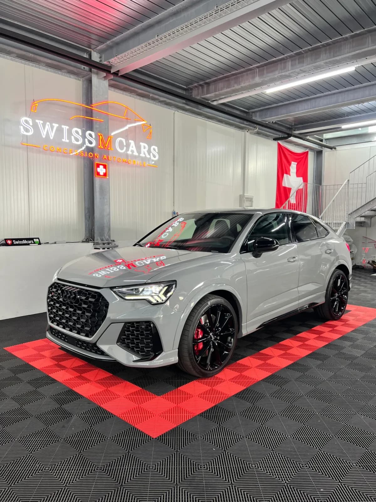 AUDI RSQ3