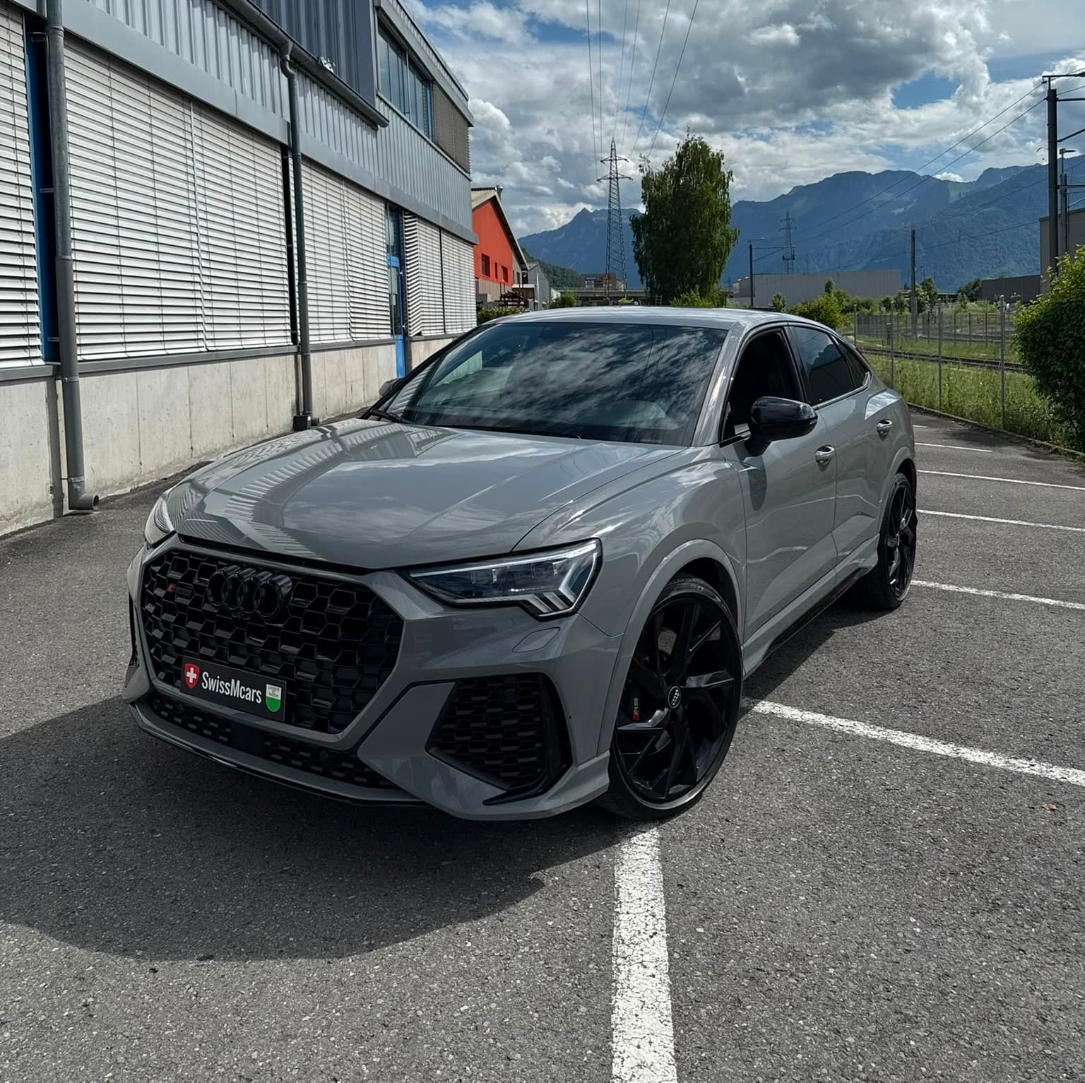 AUDI RSQ3